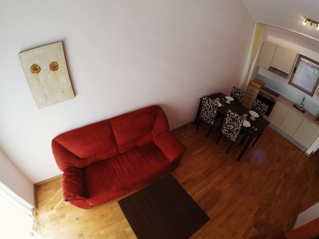 Montetrest Apartment