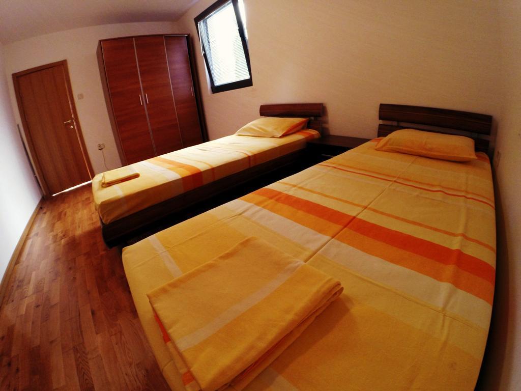 Apartment Montetrest Sveti Stefan